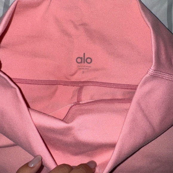 ALO Yoga Pink Bike Shorts - Picture 5 of 6